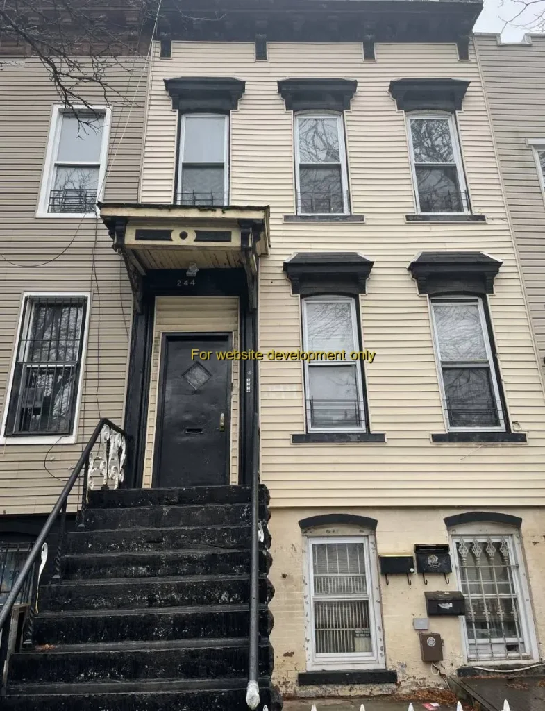 DEMO/TEST New York City Harbor, Waterfront Museum, Brooklyn NY USA, Conover Street, Brooklyn, Kings County, City of New York, New York, 11231, United States